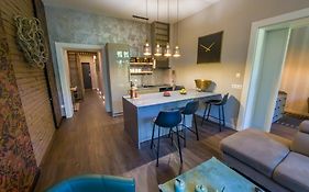 Like Home 2 Sauna,Jacuzzi & Spa